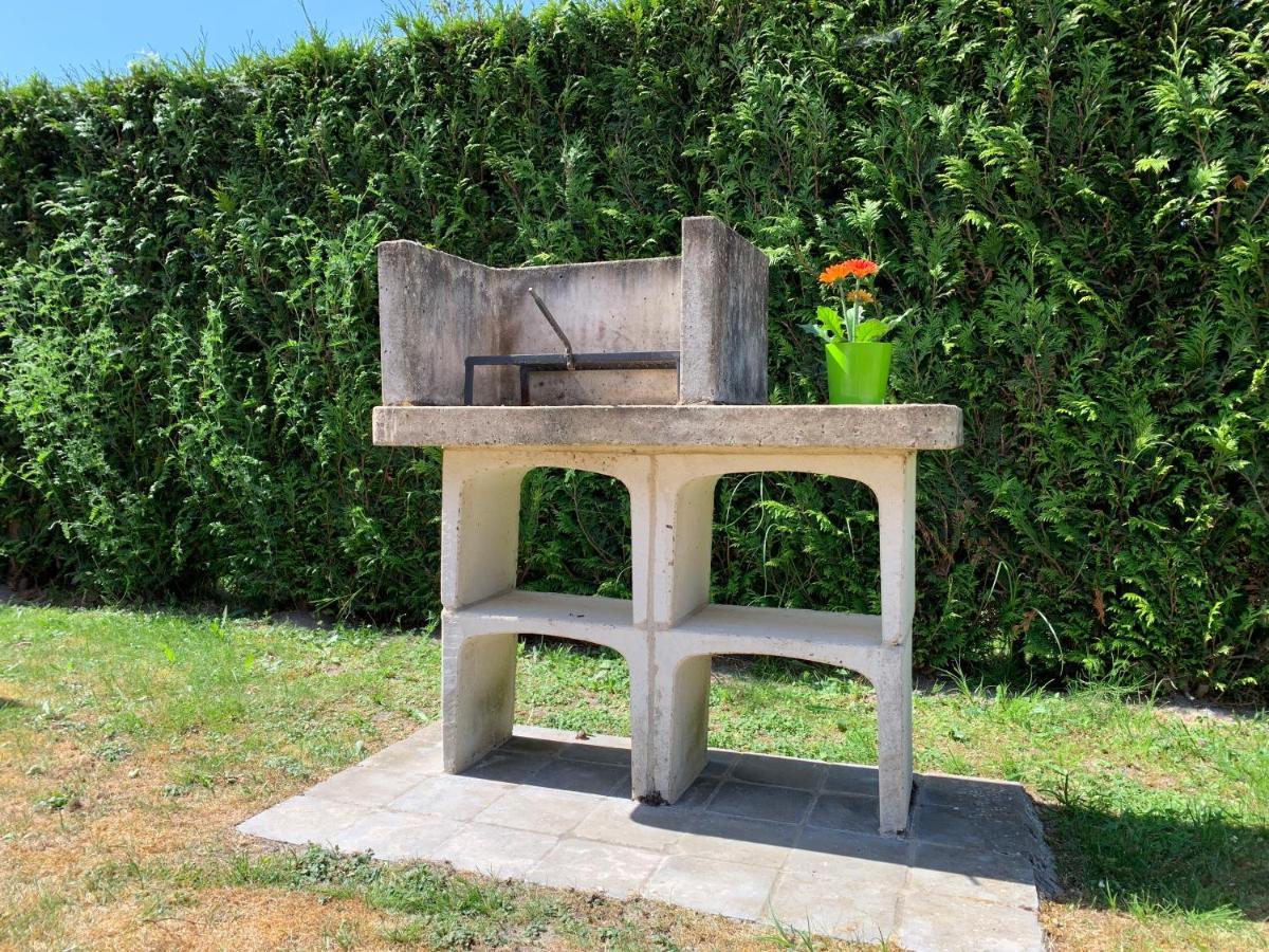 Maison De Florette Groffliers Exterior photo